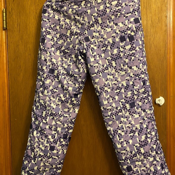 Faded Glory girls snow pants - Picture 3 of 3